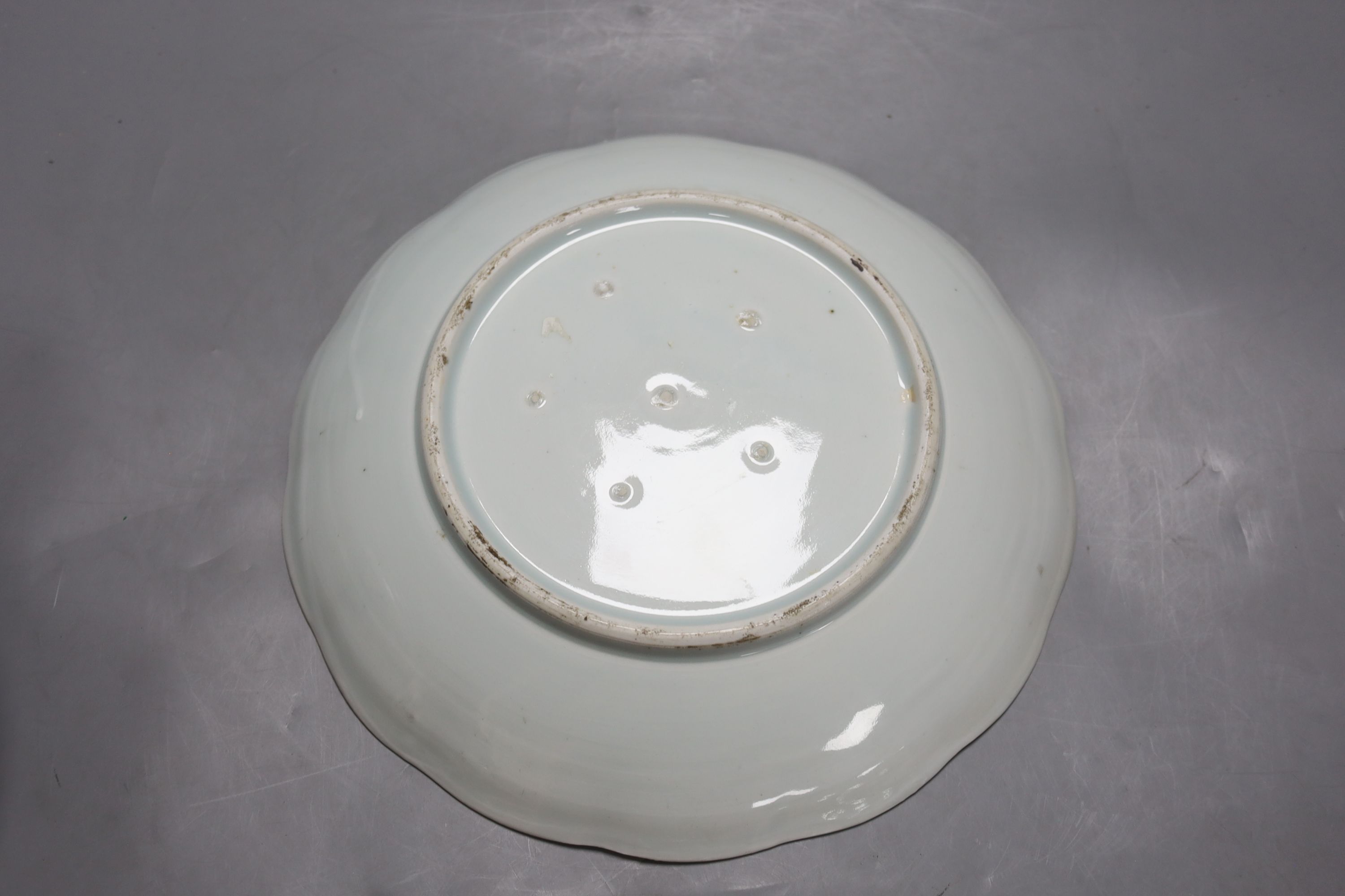 A Japanese Arita blue and white dish with scalloped edge, Dia 29cm and a modern Chinese jar